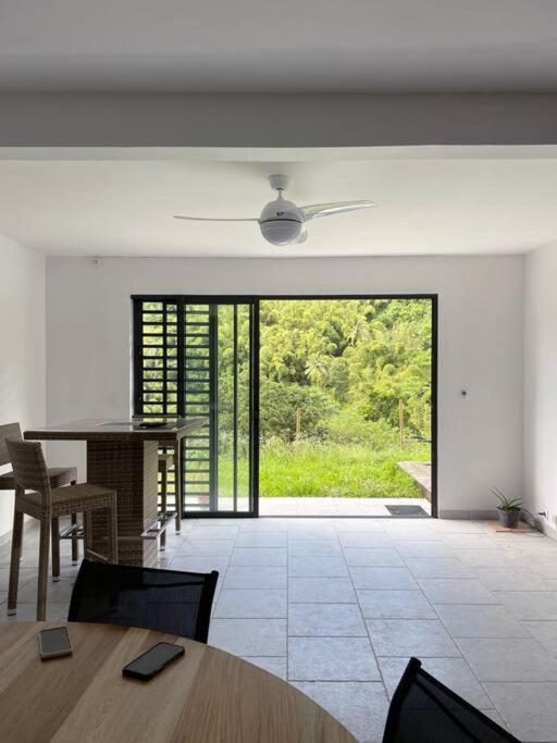Spacieux Appartement A La Villa Montagne Le Carbet Eksteriør bilde